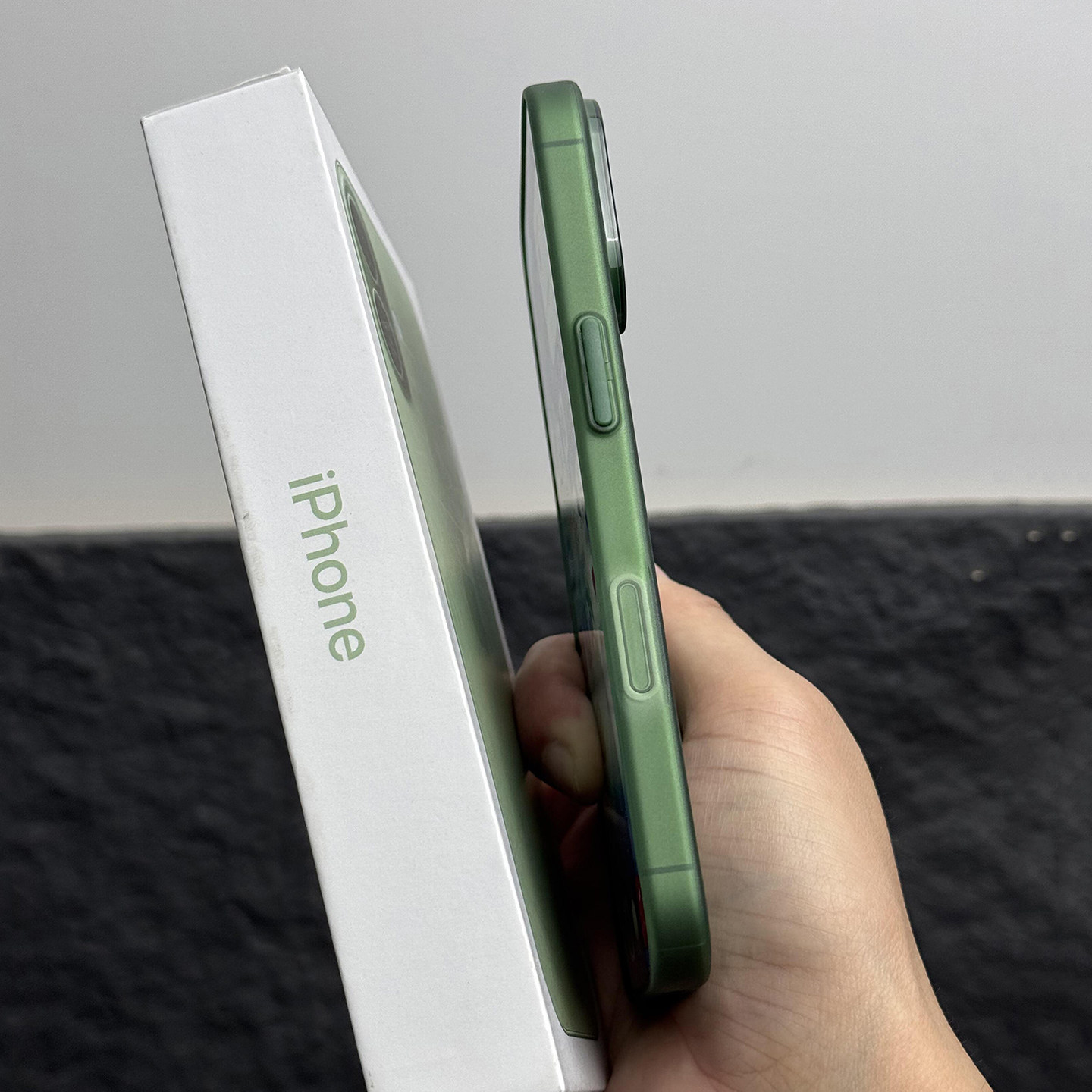 苹果绿苹果18Promax手机壳适用iPhone17Pro超极薄磨砂tpu透明16/5plus全包14潮13/12mini裸机感Air硅胶保护套