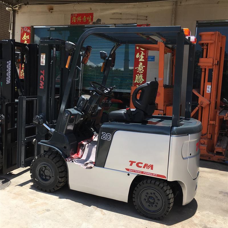 梯西安姆电动叉车 二手原装2吨四轮平衡重式电动叉车 叉车出租
