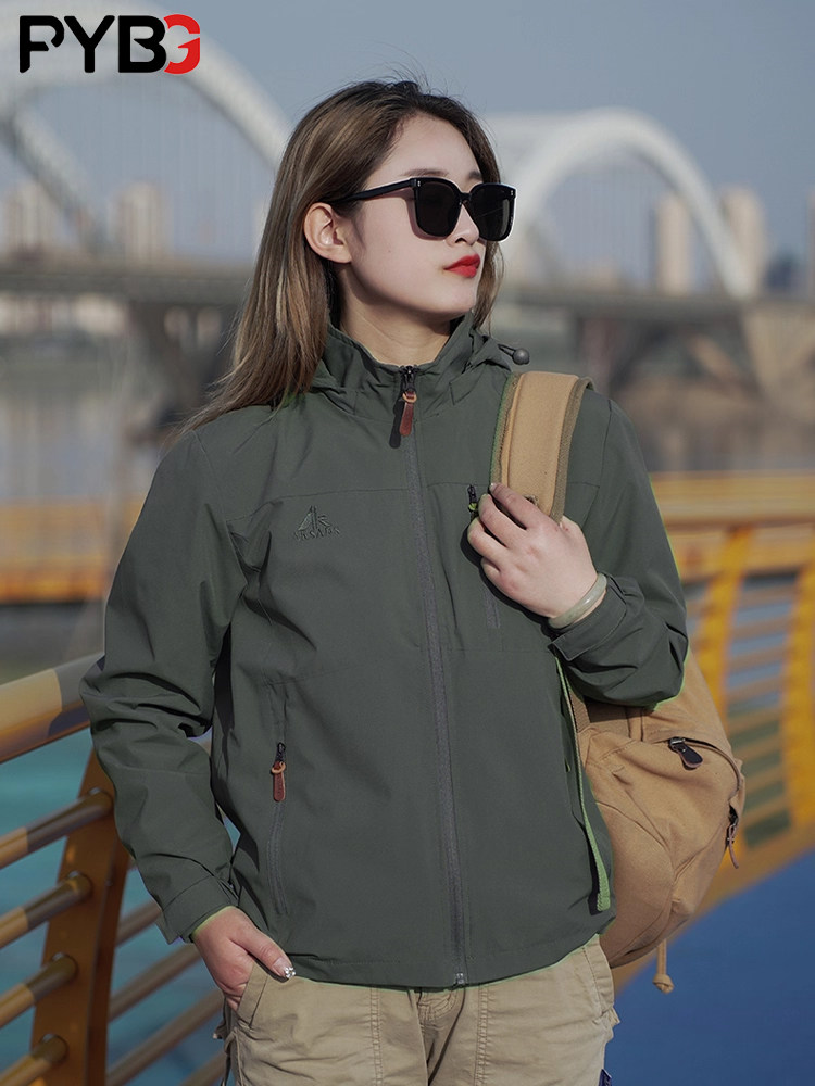 高端男士夹克外套春秋冬2025新款休闲防水爆款连帽冲锋衣男款加绒