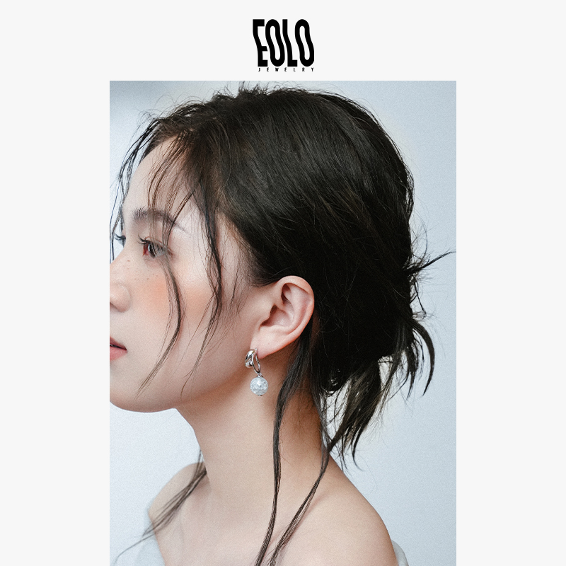 EOLO「嵬」碎冰白水晶耳环女
