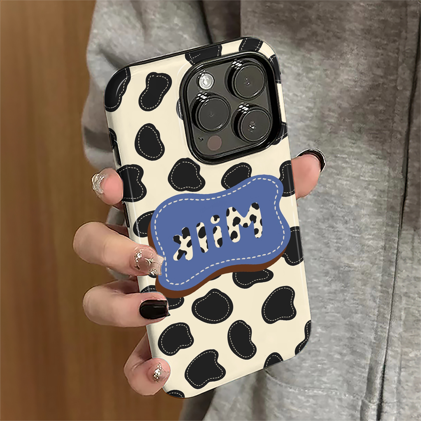 适用苹果17pro手机壳iPhone16promax简约ip15pro新款13女14奶牛纹12防摔保护套11个性xsmax潮牌7/8plus菲林e
