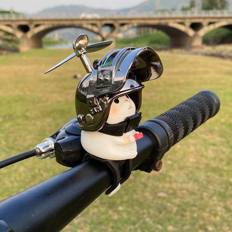 摩托车摆件电动车摆件电动车装饰小配件摩托车装饰公仔竹蜻蜓装饰