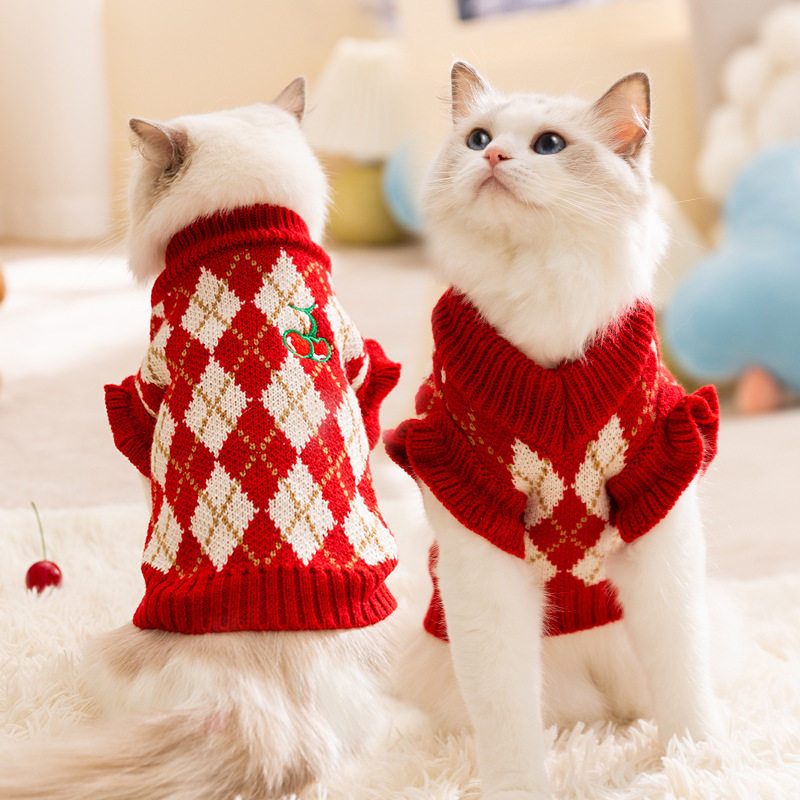 秋冬季喜庆猫咪衣服菱形刺绣樱桃毛衣加厚保暖幼猫无毛猫宠物服饰