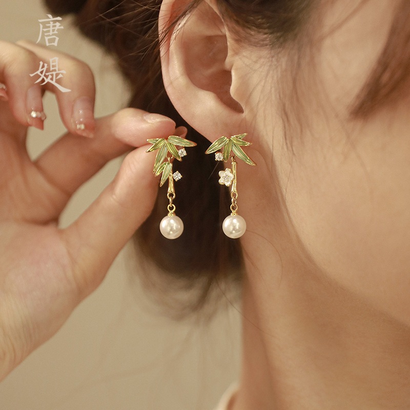 唐媞新中式竹叶珍珠耳钉