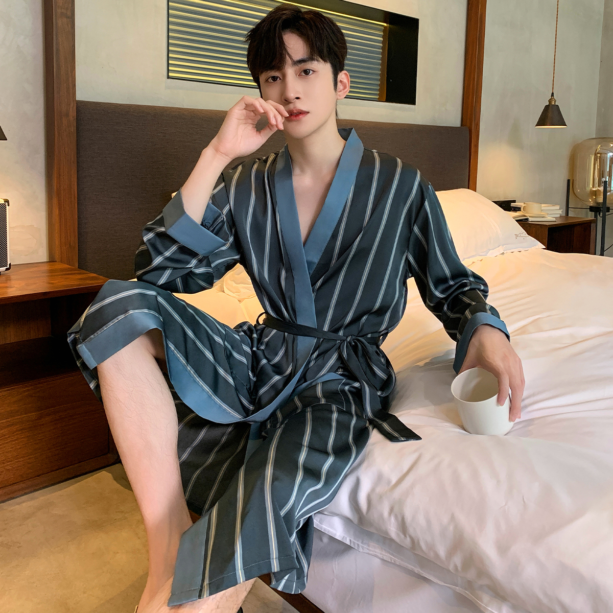 男士睡袍春秋款冰丝薄款高级感丝绸睡衣夏季长袖条纹男款浴袍浴衣
