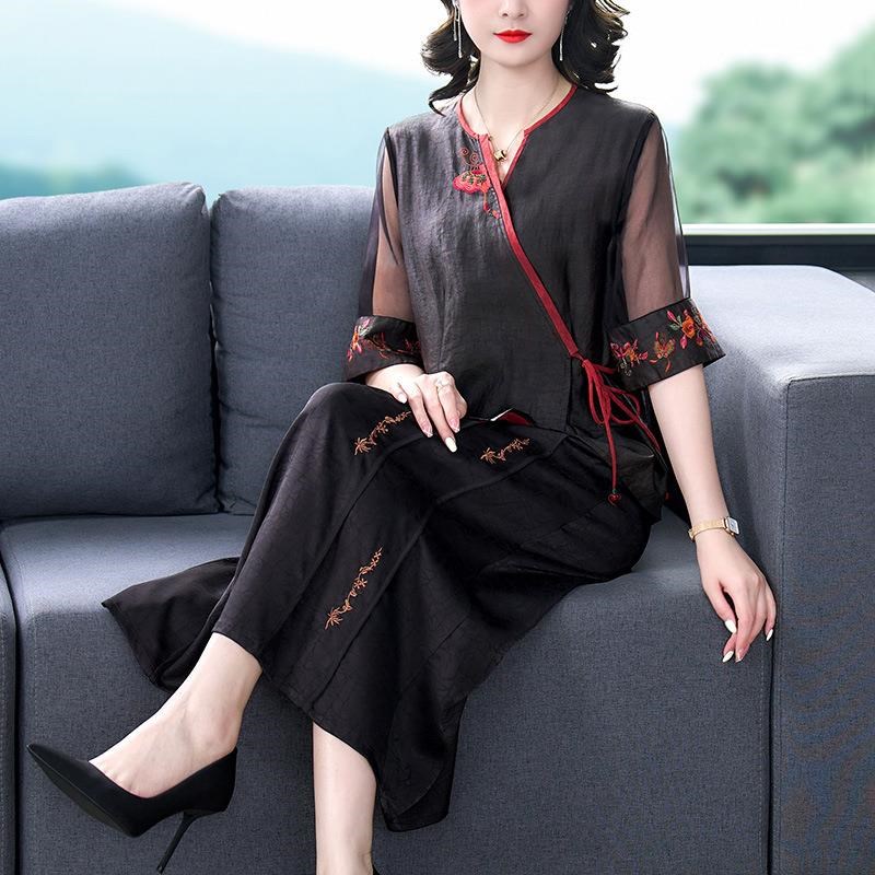 2023夏季新款别致刺绣新中式香云纱衬衫复古斜襟系带半身裙套装
