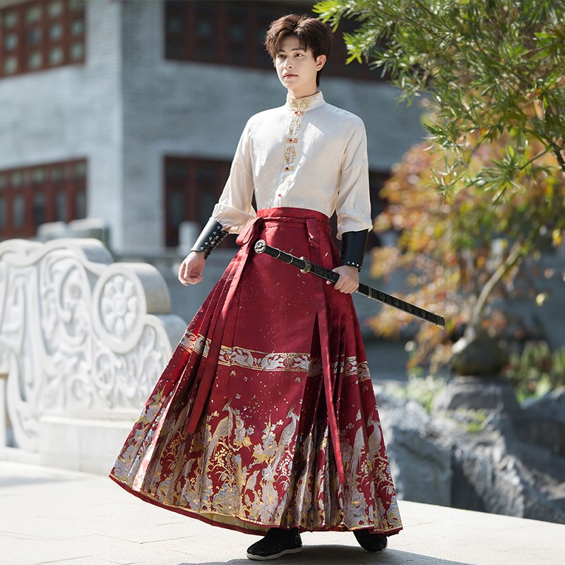 婚礼喜庆红色汉服马面q裙男款重工织金刺绣新中式女订婚礼服套装