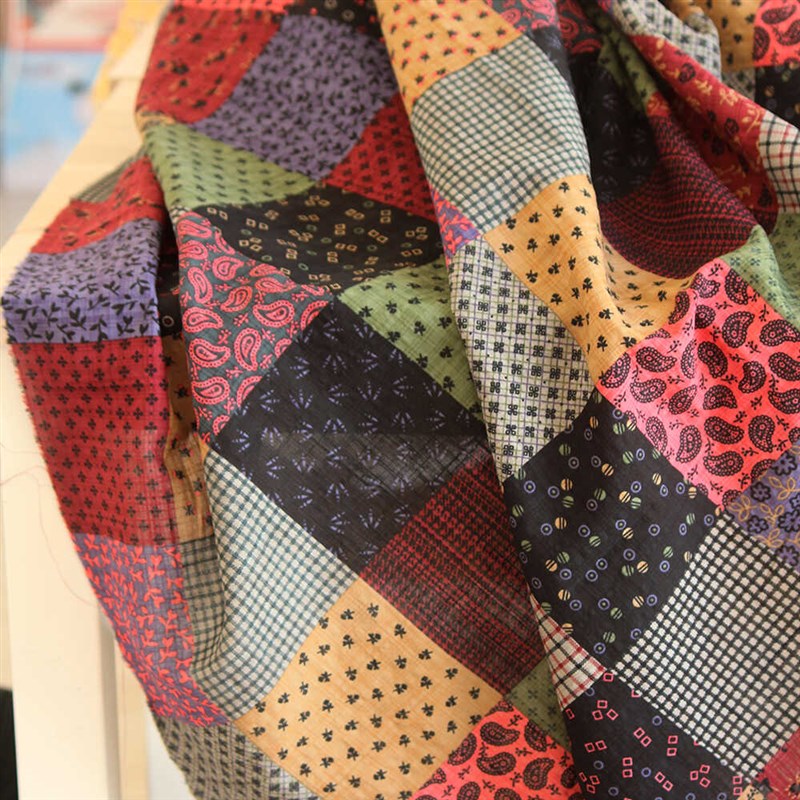 春夏服装面料手工浪漫度假风棉麻衬衣连衣裙布料印花亲肤方格拼布