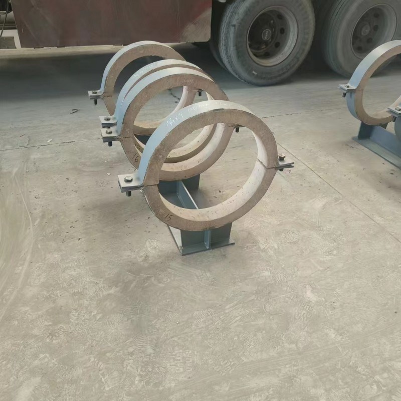 蛭石隔热滑动管托j 聚氨酯保冷管托T型固定支座 蒸汽管道管托支架