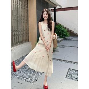 法式 背心裙 温柔风樱桃刺绣连衣裙女2025夏季 今年流行甜美减龄无袖