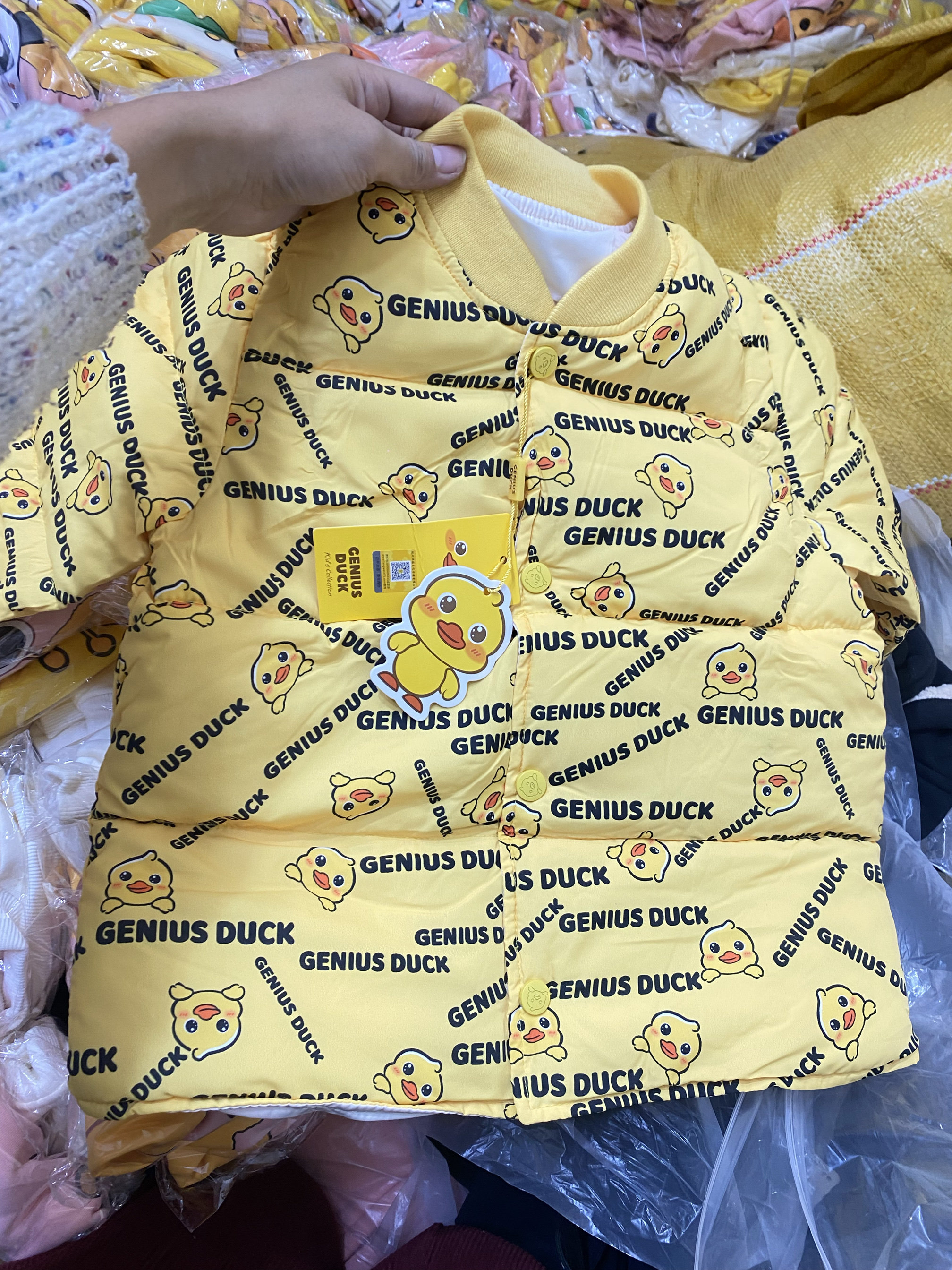 品牌小黄鸭棉服外套冬季加厚保暖男女宝搭校服2-7岁休闲外套