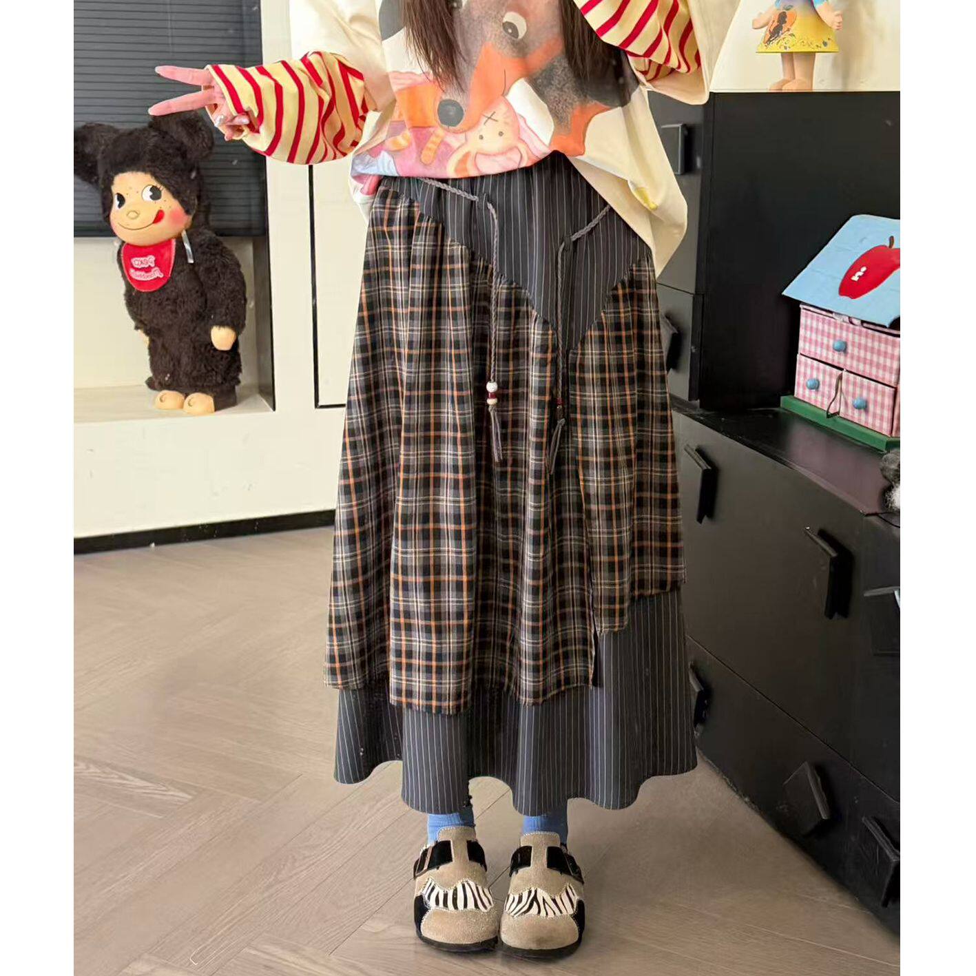CHACHA【谷雨逢春】休闲时尚百搭咖色格子群