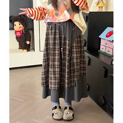 CHACHA【谷雨逢春】休闲时尚百搭咖色格子群