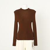 衣香 25冬新款 100 专柜599 绵羊毛纯色修身 半高领针织衫 女装