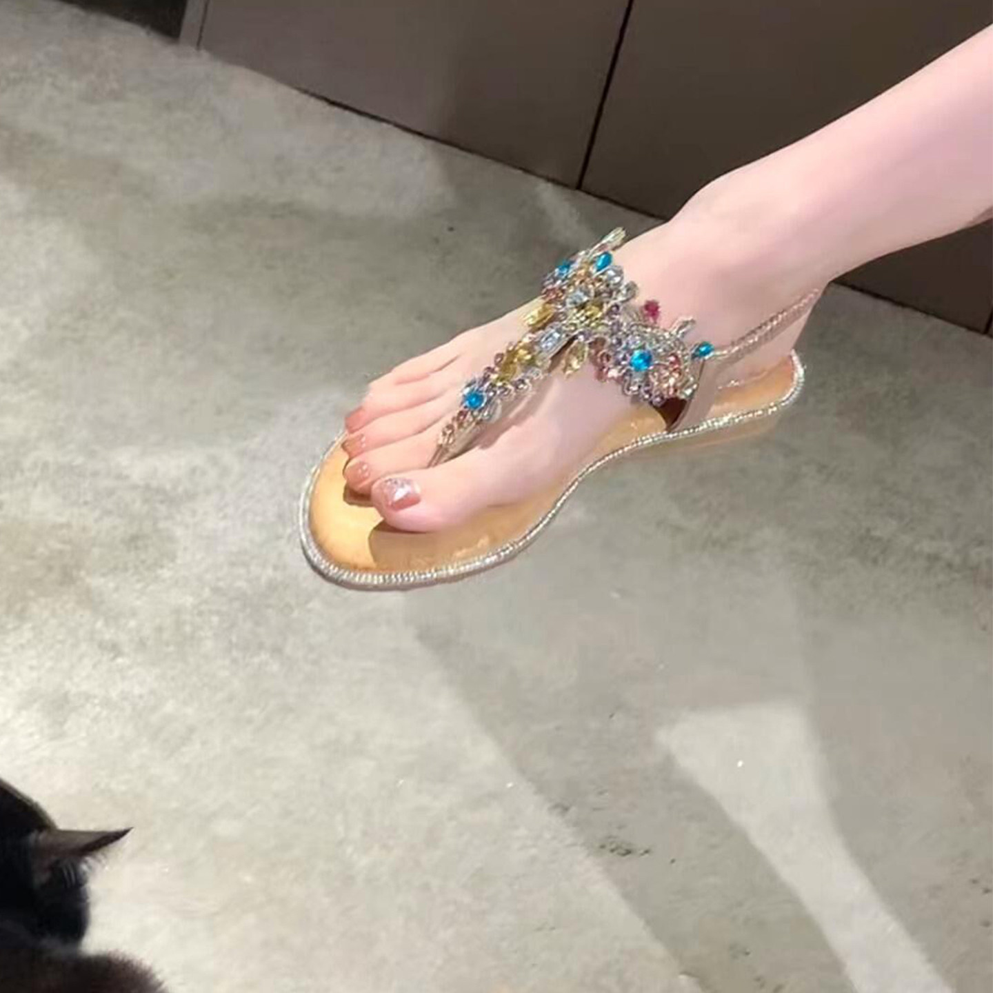 水钻夹脚软底凉鞋女夏季外