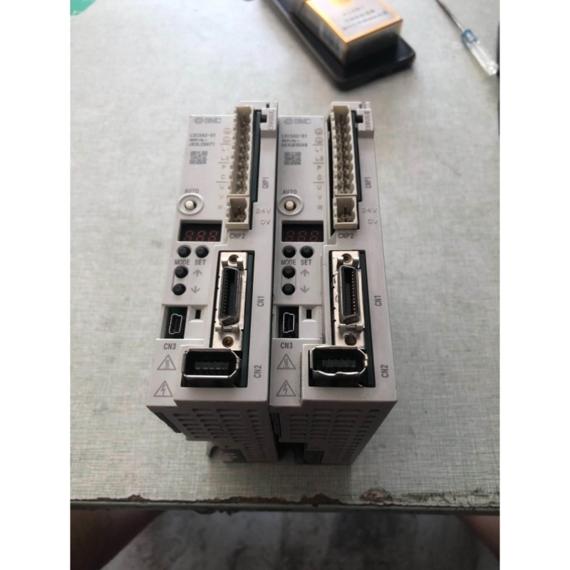 【议价】SMC电缸驱动器LECSA2-S1两台功