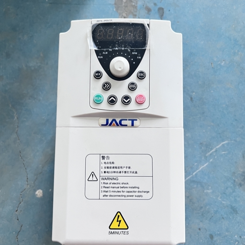 【议价】AT500-T3-4R0G/5R5PB 艾克特变频器 4/5.5KW380V 实物图