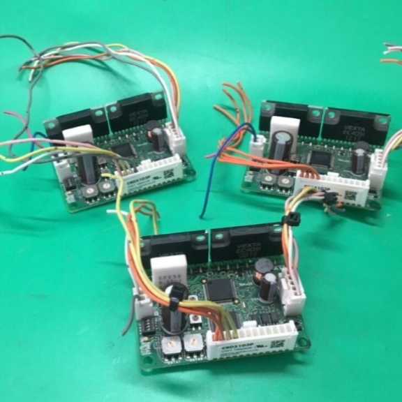 【议价】VEXTA 东方步进驱动器 CRD5103P 外观好