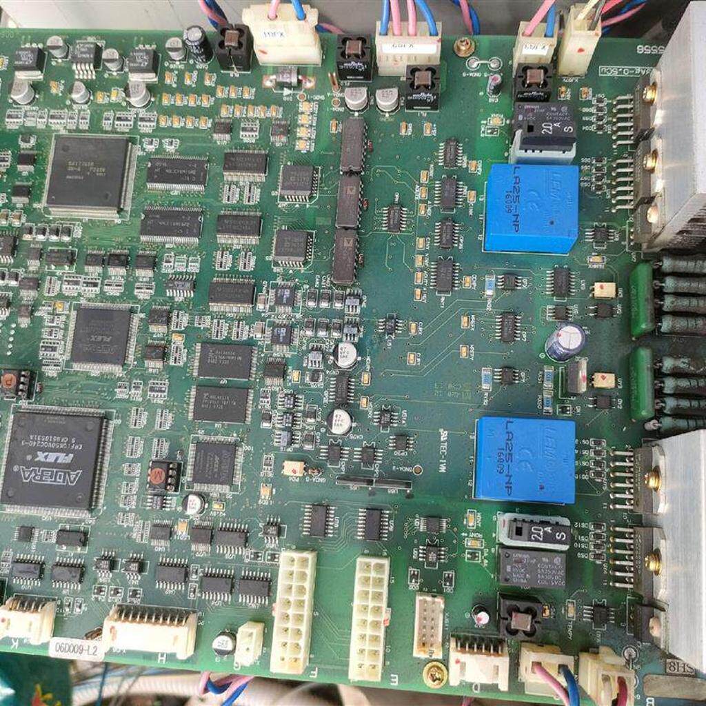 日立激光钻机拆机主板GLs4-R1，二手拆机，成色漂亮，
