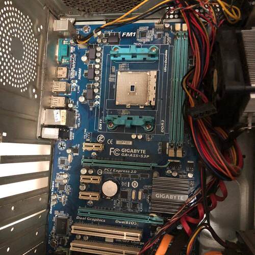 技嘉A55FM1主板板号GA-A55-S3P功能正
