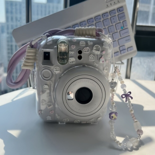 适用富士拍立得mini12/11水晶保护壳卡通斜跨绳迷你SE相机保护套