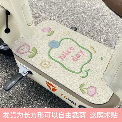 通用电动车脚垫防水防滑