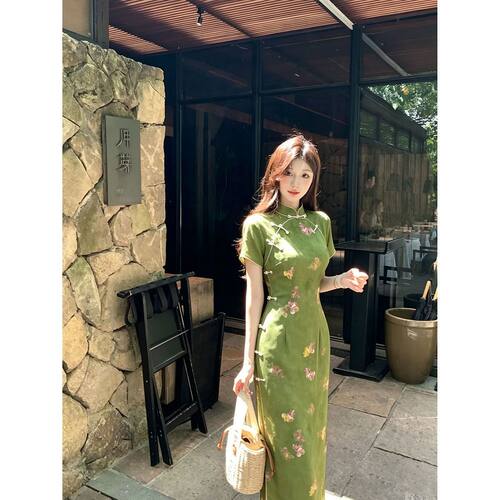 【杏雨江南】潇夫人自制新中式绿色改良旗袍女春夏出游日常连衣裙