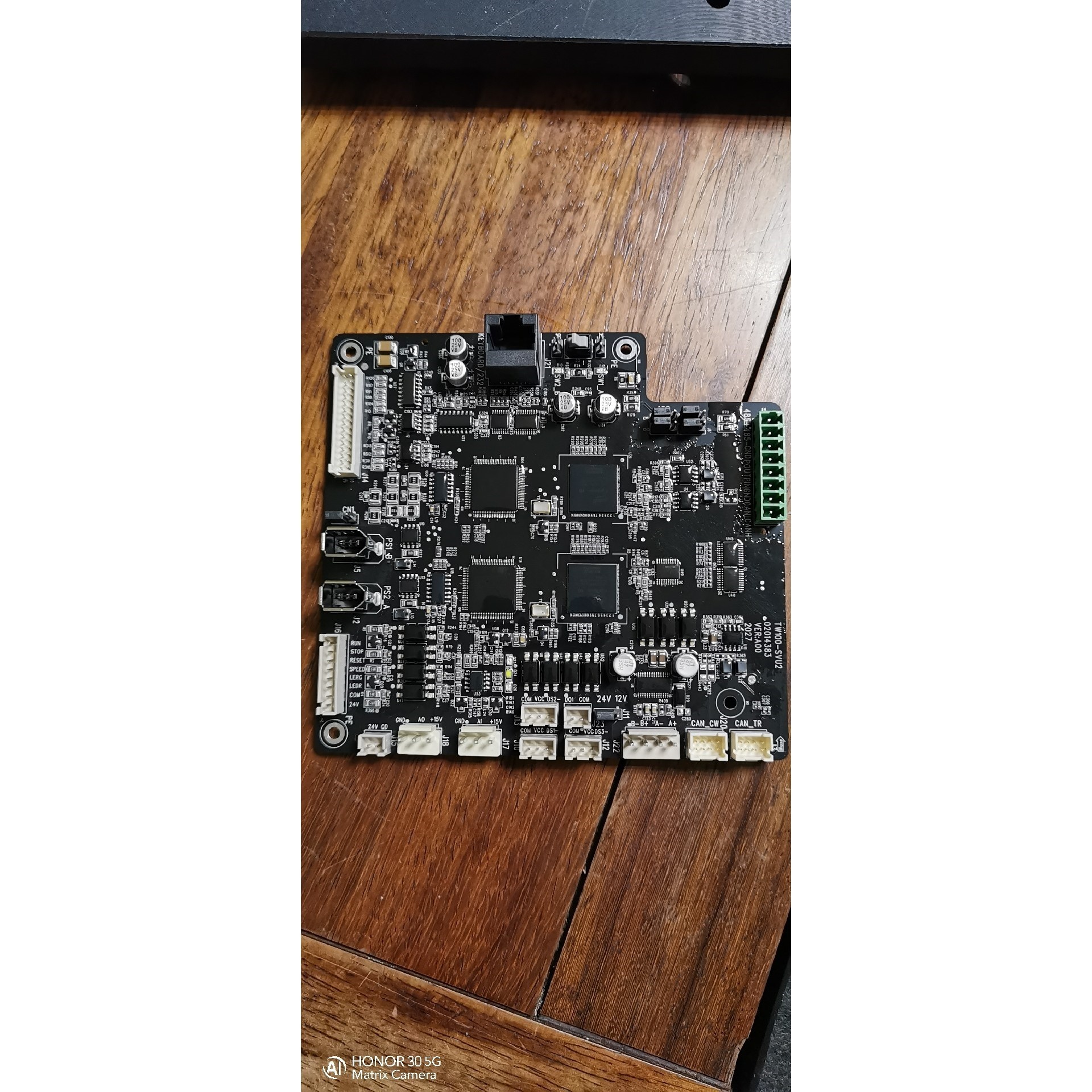 10CL010YU256I7G. STM32F765VGT6