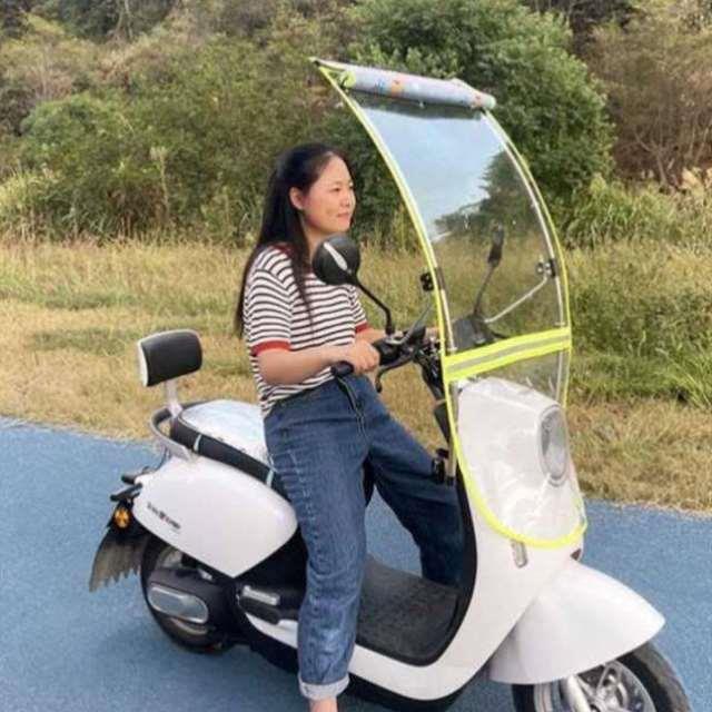开窗新款板电动车伸缩通用遮阳可不防雨折叠挡风蓬子电瓶车雨棚