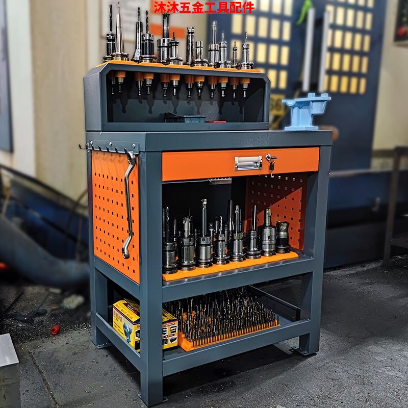 cnc工作台bt40重型加工中
