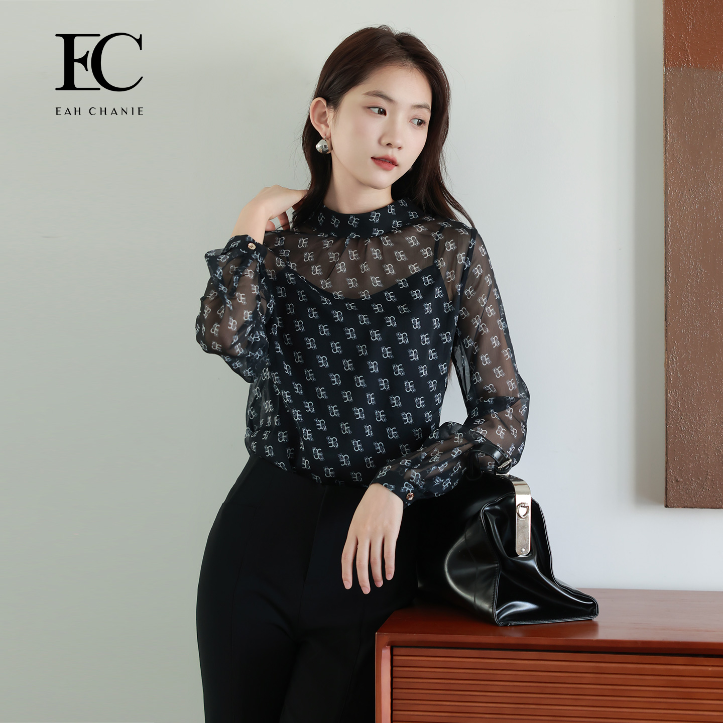 奕辰半透网纱宽松字母老花衬衫