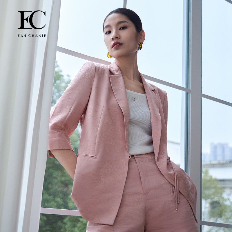 奕辰夏季新款新中式盘扣西装外套国风提花九分袖女eahchanie