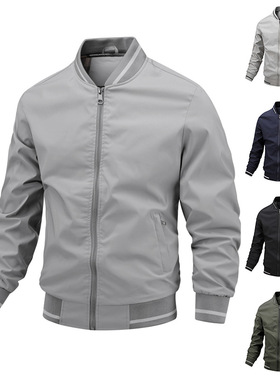 A middle-age jacket a loose blazer中年男夹克宽松运动休闲外套