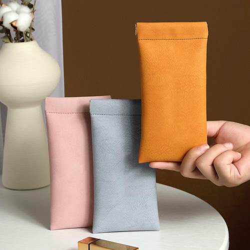 Wholesale Women's Portable Leather Glasses Case with Auto-Cl