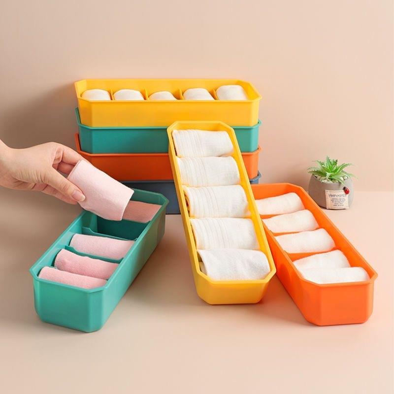 Multifunctional Plastic Storage Box for Home Use: Segmented