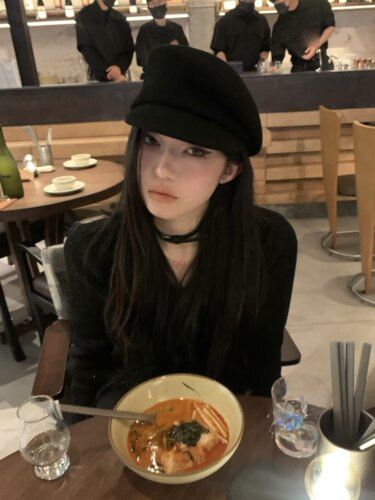 黑色短檐韩版秋冬黑色羊毛呢报童帽法式羊毡帽画家帽复古贝雷帽女