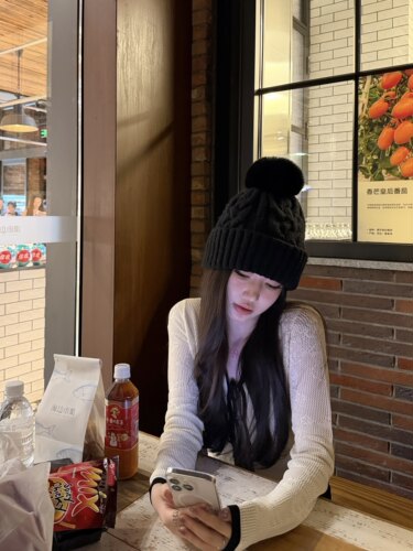 帽子女宽松大头围显脸小纯色针织帽秋冬高级感加绒保暖护耳毛线帽