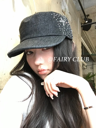 韩版百搭水钻平顶棒球帽女复古牛仔辣妹显脸小鸭舌帽英伦小众帽子