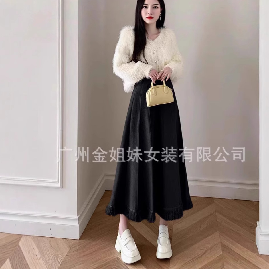 流苏针织半身裙女2025新款秋冬季中长款高腰显瘦大摆遮胯a字裙子
