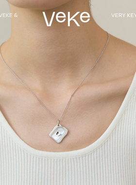 VEKE「梦之扉」项链精致气质时尚蝴蝶高级感吊坠NC16414A