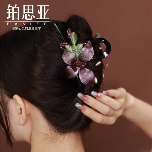 铂思亚2023新款复古蝴蝶鲨鱼夹