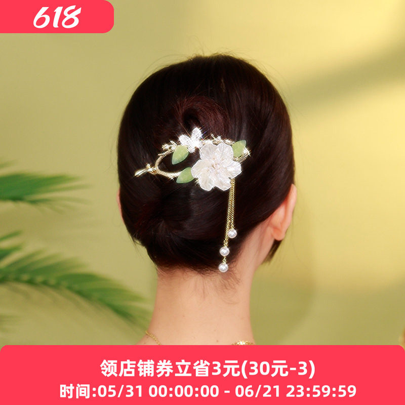 铂思亚蝶恋花盘发扭扭夹发卡