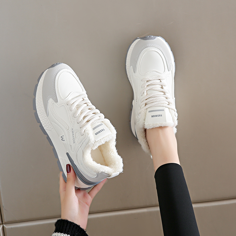 特价真皮加绒学生运动鞋女2025冬