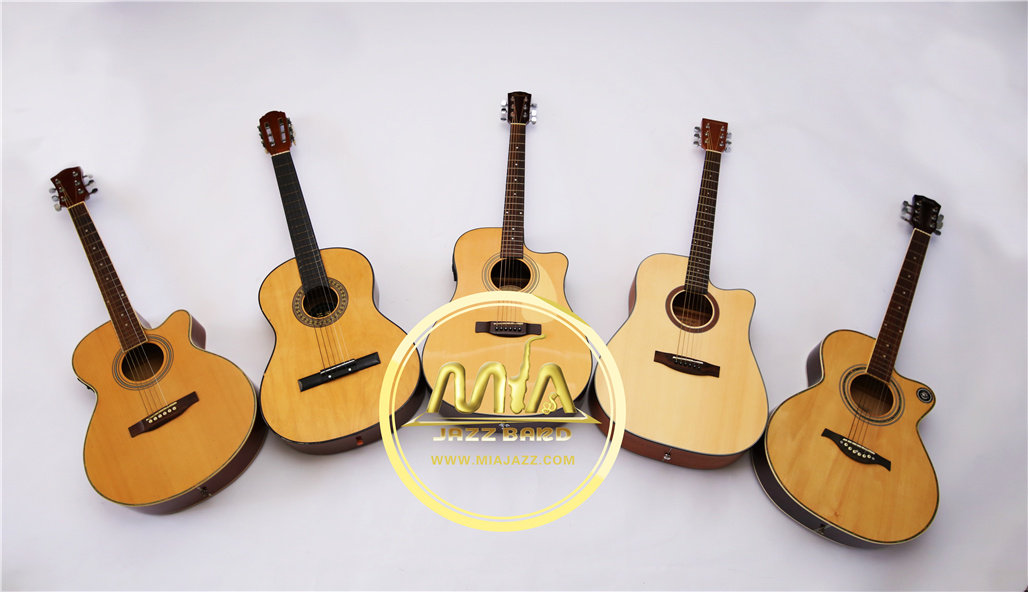 上海木吉他出租 上海木吉他租赁  上海吉他租赁 年会表演摆拍