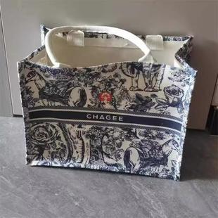 中国风国潮霸王茶姬帆布袋包包托特包茶马古道手提包单肩包女包