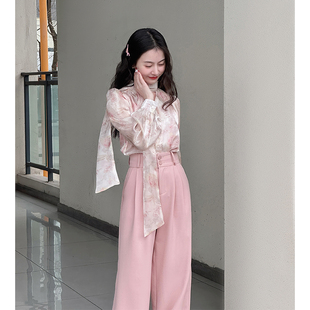 直筒休闲阔腿裤 小娜椒小个子设计轻熟风飘带印花衬衫 女 繁花里