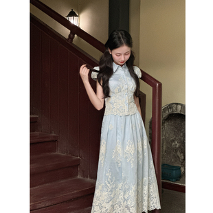 清新蓝绣花上衣半身裙套装 泡泡袖 小娜椒小个子法式 女 幽蓝梦境