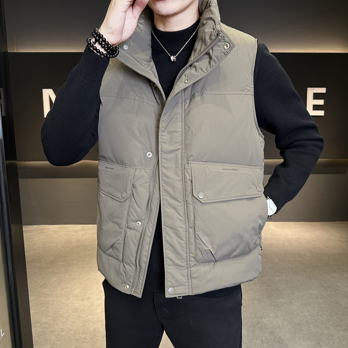 短款痞帅cleanfit立领羽绒马夹男休闲运动潮工装保暖外套马甲背心,男装,羽绒马甲,淘宝优惠券,粉丝福利购,淘宝优惠卷