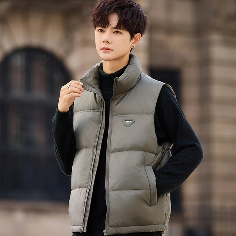 运动痞帅潮牌短款立领羽绒马夹男