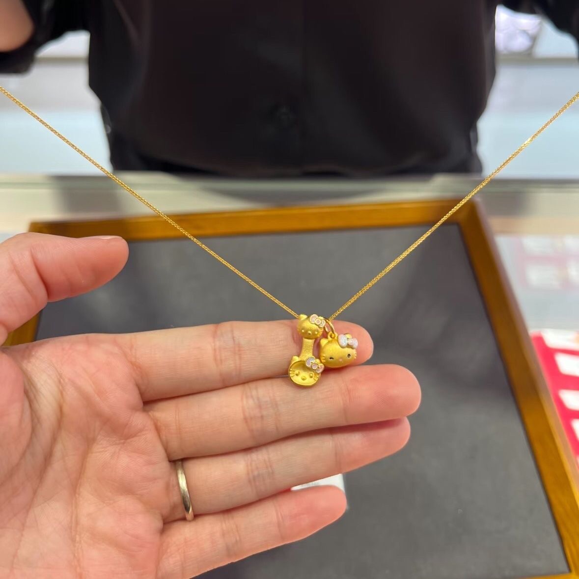 新款可爱黄金色哈喽Kitty吊坠